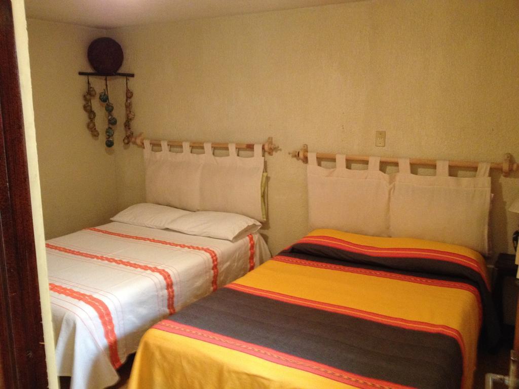 Hostal Casa Castillo Morelia Camera foto